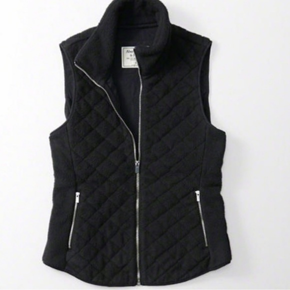 Abercrombie & Fitch Jackets & Blazers - ABERCROMBIE & FITCH Quilted Vest